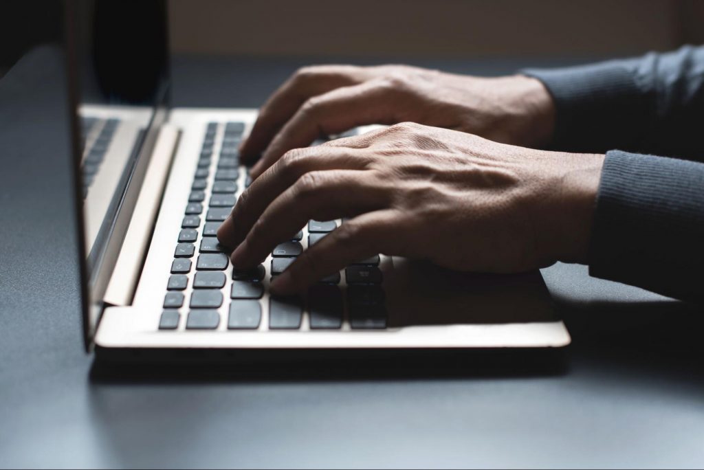 Камион Волво 300